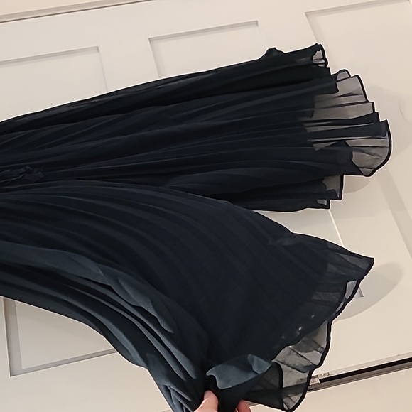 Gorgeous Zara Culottes - Picture 3 of 5